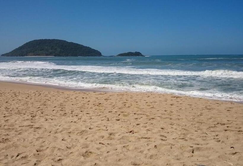 Bed and Breakfast Manacá Suítes Prumirim