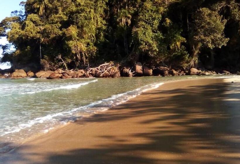 Bed and Breakfast Manacá Suítes Prumirim