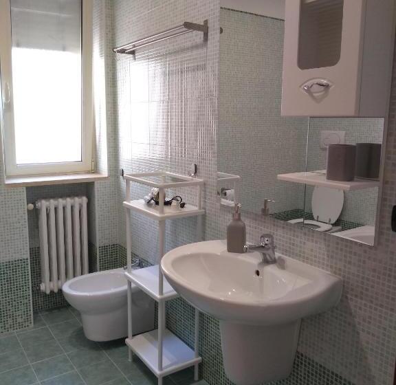 تختخواب و صبحانه Tanzi Home