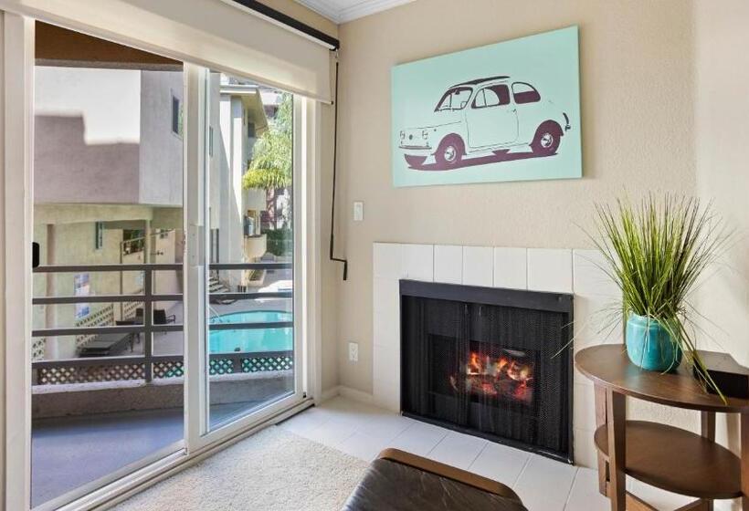 Integrity Real Hollywood Experience