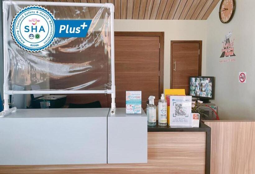 Louis  Runway View Hotel   Sha Extra Plus