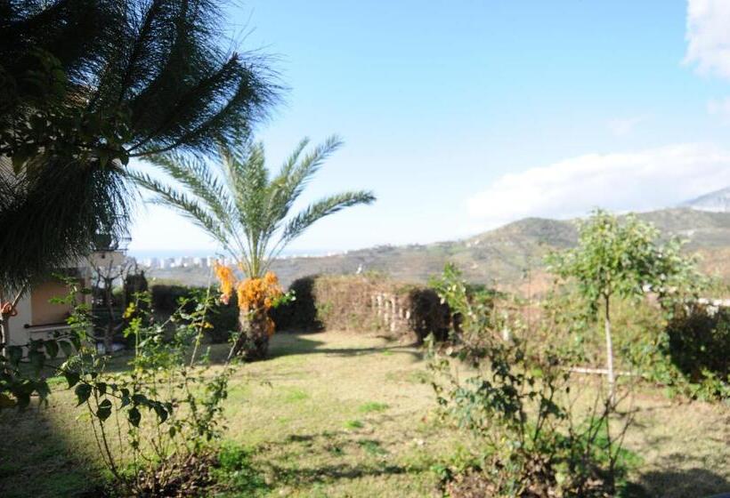 אתר נופש Gold City Luxury Accommodation