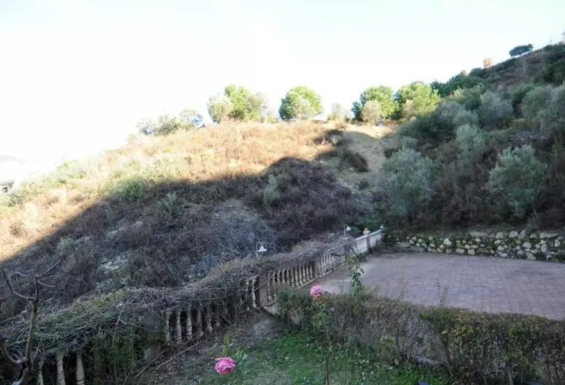 リゾートホテル Gold City Luxury Accommodation