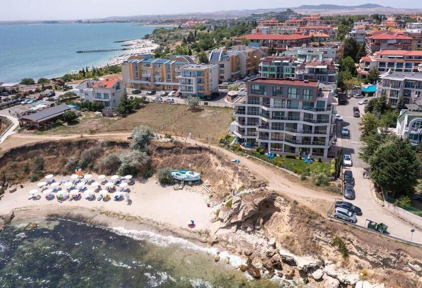 Apartcomplex Golden Bay