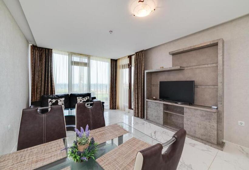 Apartcomplex Golden Bay