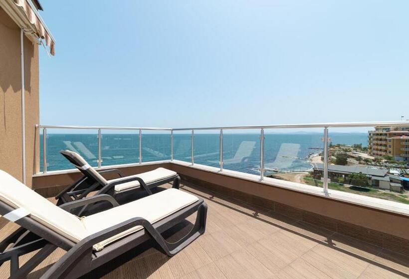 Apartcomplex Golden Bay