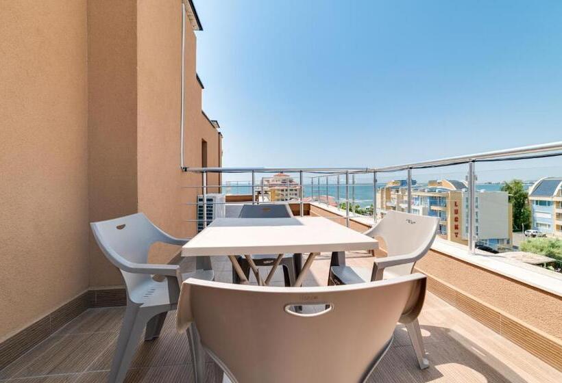 Apartcomplex Golden Bay