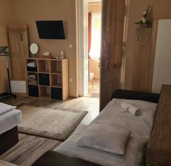 ペンション Dm Vendégház Villány