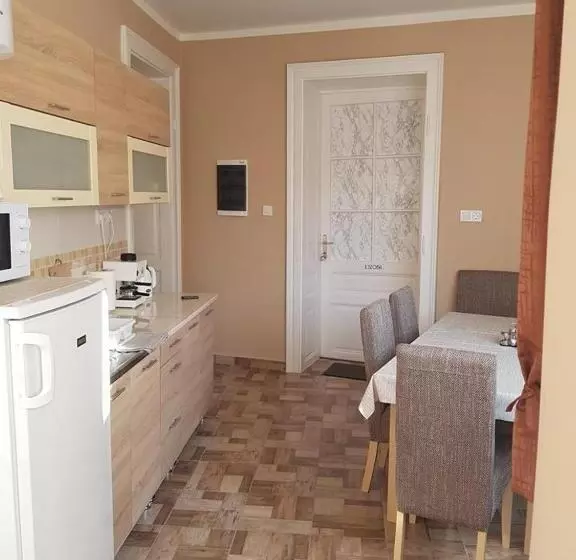 ペンション Dm Vendégház Villány