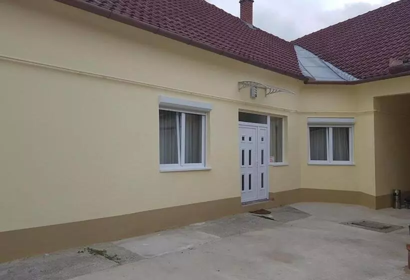 ペンション Dm Vendégház Villány