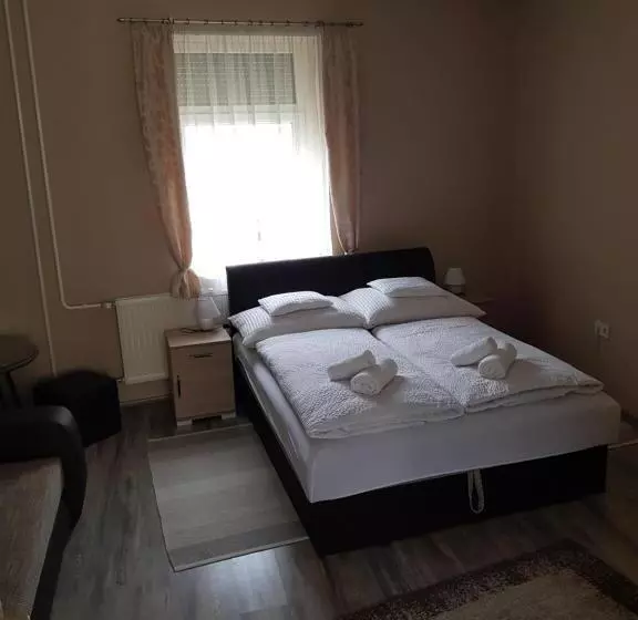 ペンション Dm Vendégház Villány