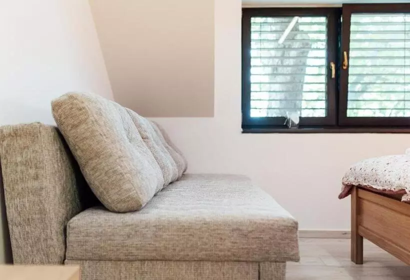 Majatalo Penzion U Harmáčků