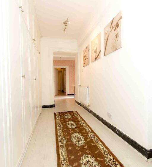 Bed & Breakfast Central London Rooms