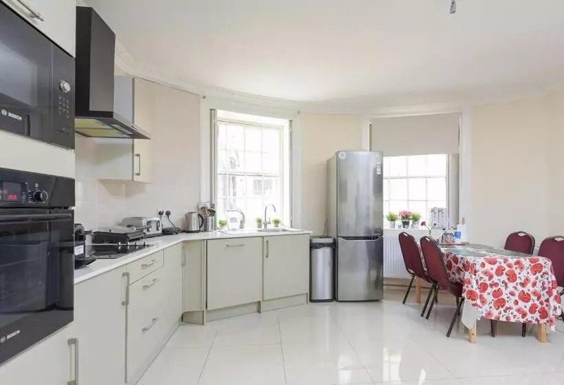 ベッドアンドブレックファースト Central London Rooms