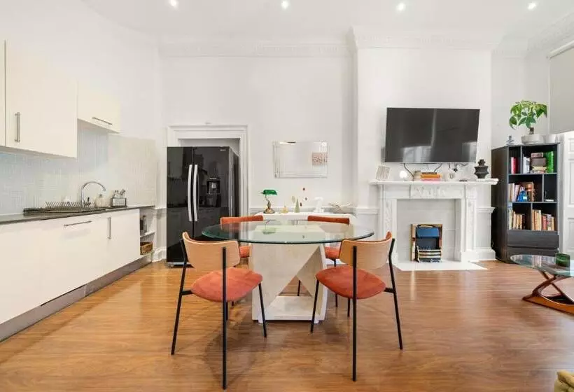 ベッドアンドブレックファースト Central London Rooms