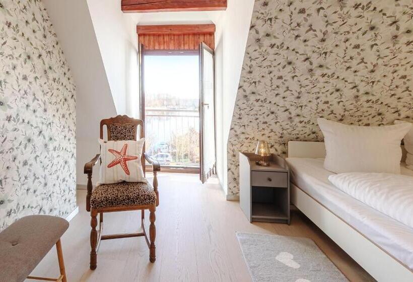 Ferienhaus Wasserblick Auf Der Insel Mit Sauna