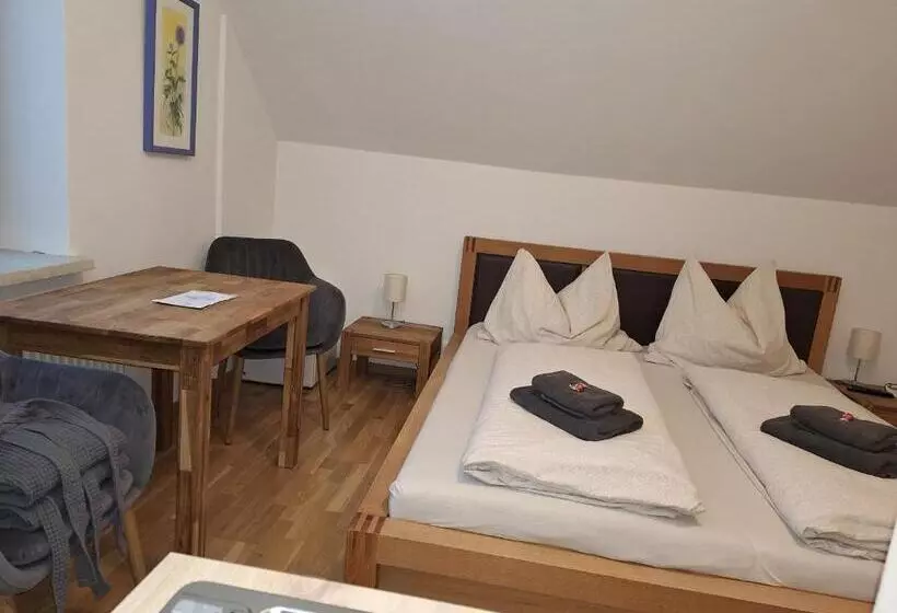 Gössl, Apartement Und Doppelzimmer