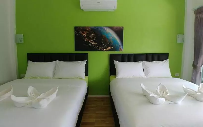 Hotelli โรงแรม ทิพย์บุรี ริเวอร์ไซค์