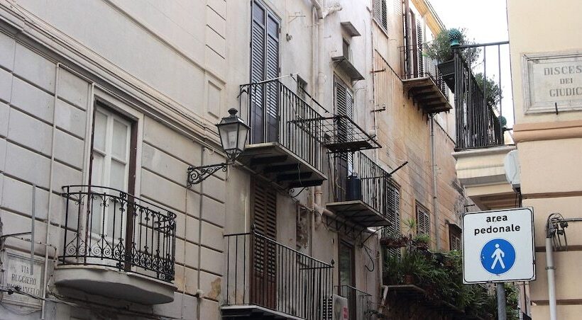 پانسیون Palermo Kalsa