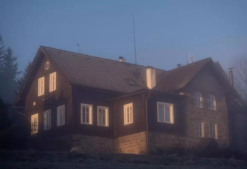 ペンション Penzion Statek U Rajtrů