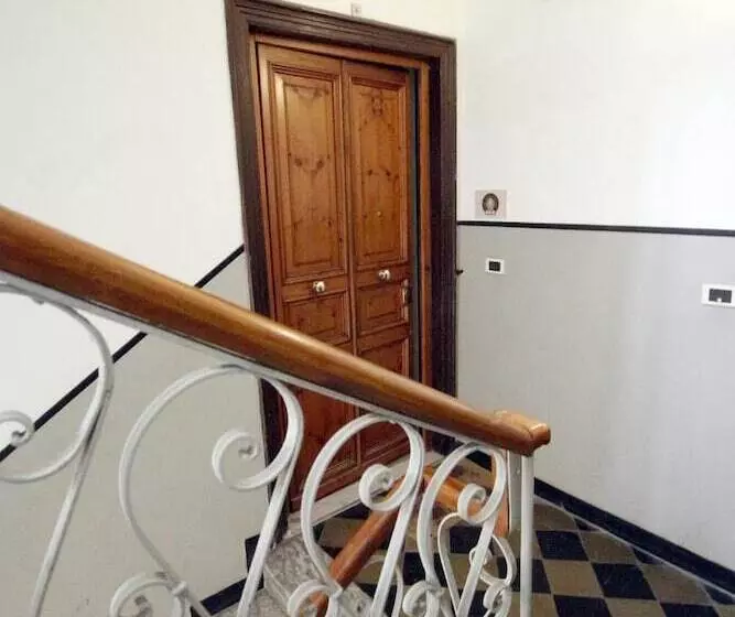 پانسیون The Old Station Rooms