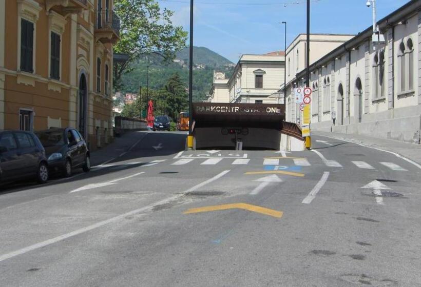 بنسيون The Old Station Rooms