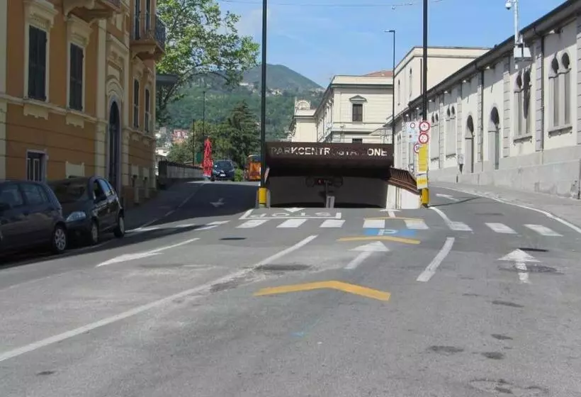 پانسیون The Old Station Rooms