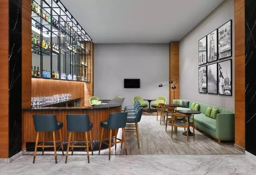 ホテル Fairfield By Marriott Hyderabad Gachibowli