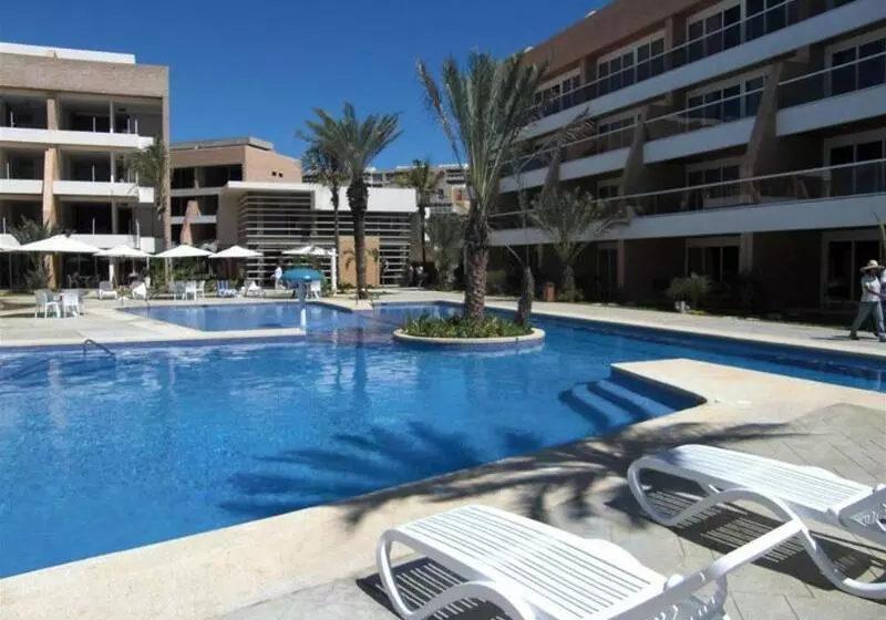 هتل Margarita Real