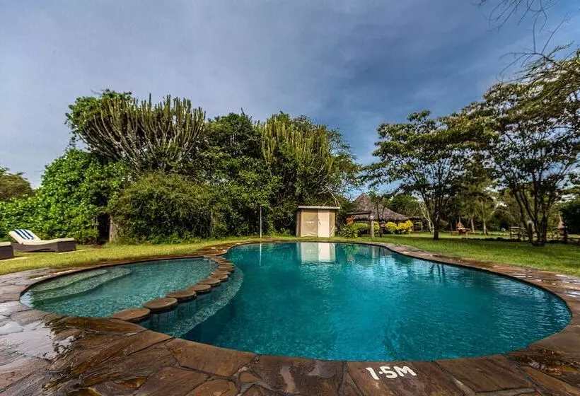 هتل Mbweha Camp Lake Nakuru