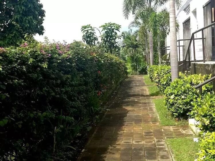 호텔 Noah Villa And Chapel