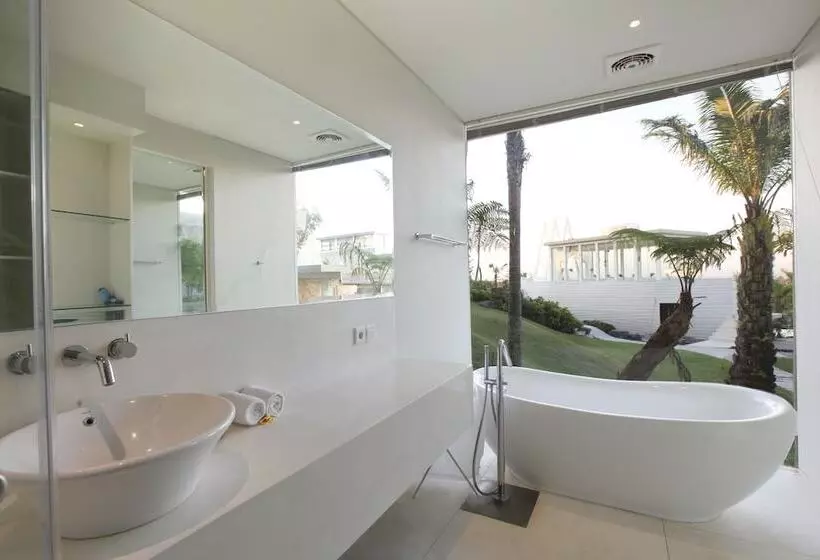 호텔 Noah Villa And Chapel