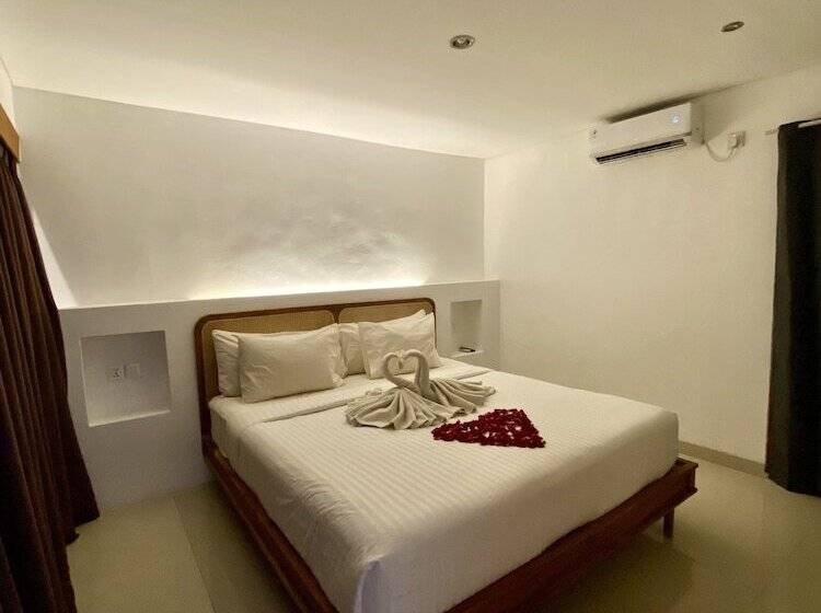 Отель Noah Villa And Chapel