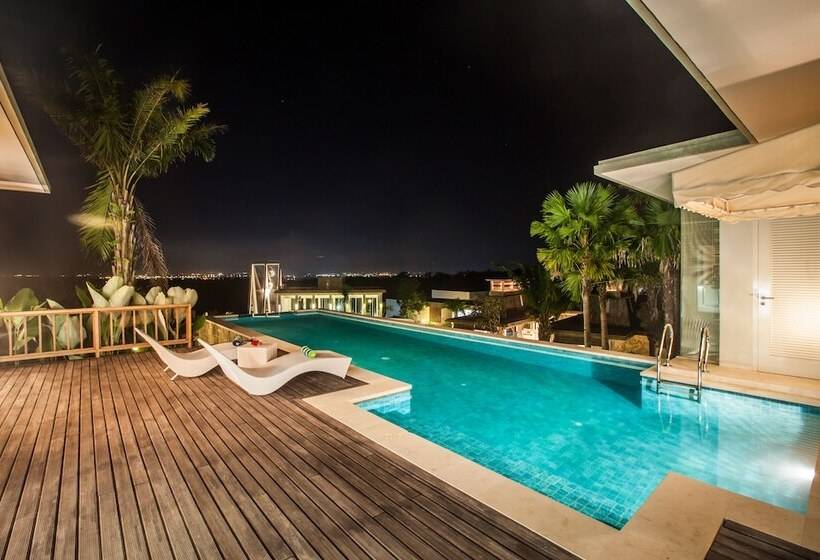 Отель Noah Villa And Chapel