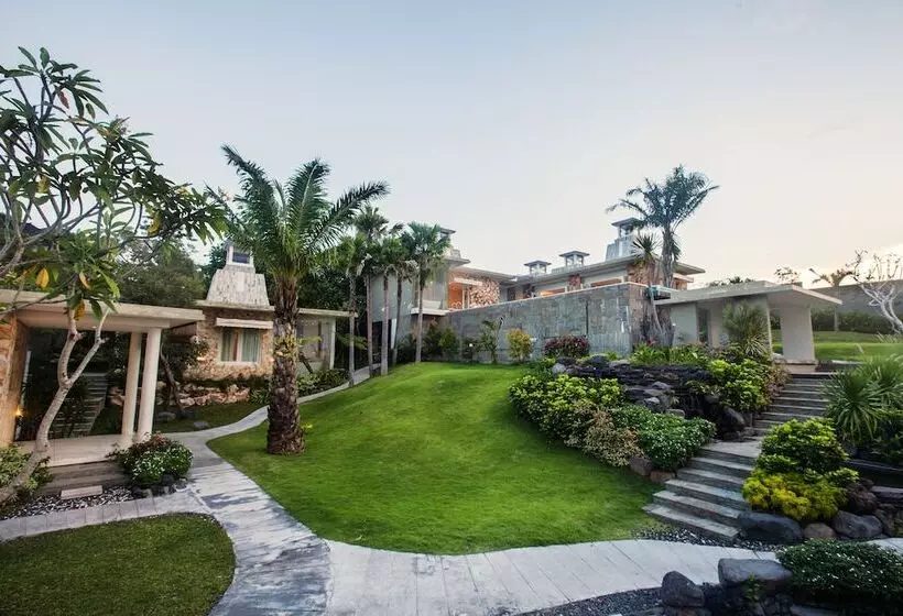 호텔 Noah Villa And Chapel