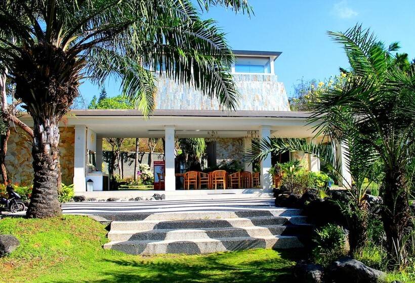 Отель Noah Villa And Chapel