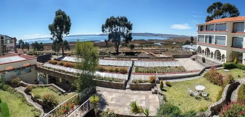Hotel Taypikala Lago