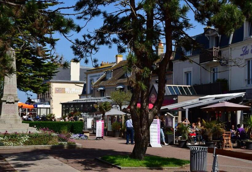 Appartement Spacieux Avec Balcon à 50m De La Plage