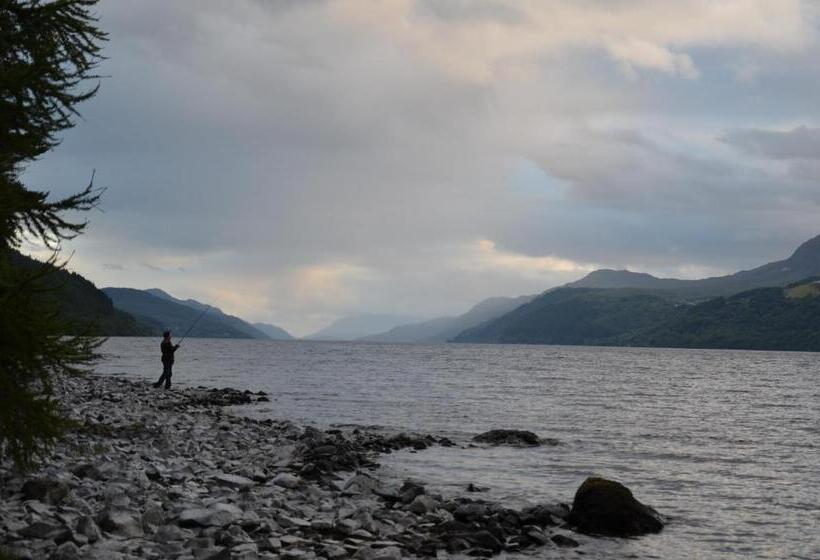 Bed and Breakfast Averon House