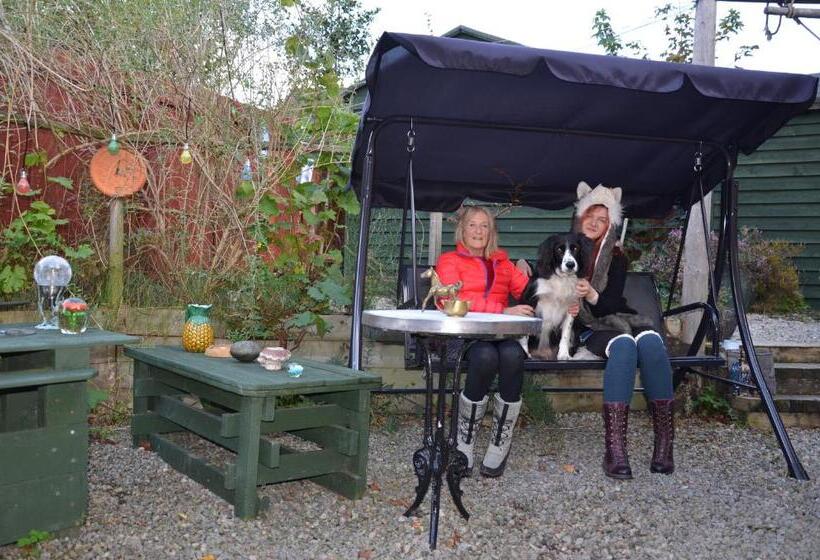 Bed and Breakfast Averon House