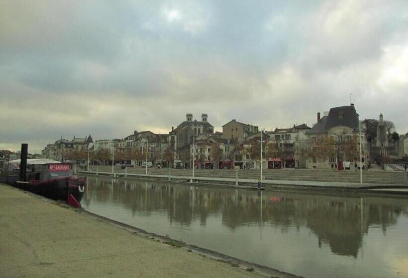 민박 Les Victoriennes