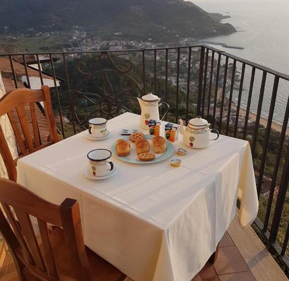 ベッドアンドブレックファースト Residenza Porta Di Mare