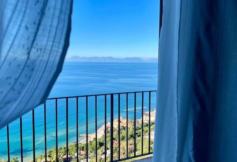 ベッドアンドブレックファースト Residenza Porta Di Mare