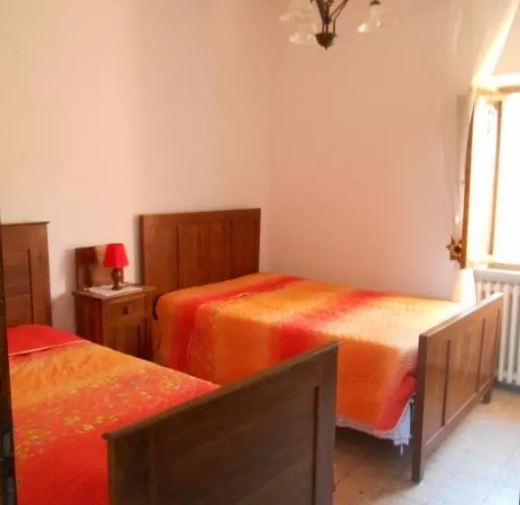 ホテル Agriturismo Il Loghino