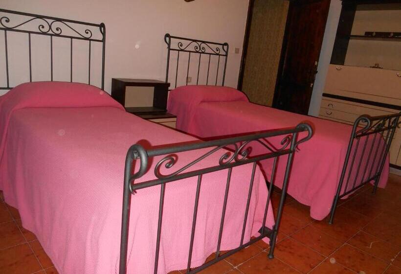 בית מלון כפרי Agriturismo Il Loghino