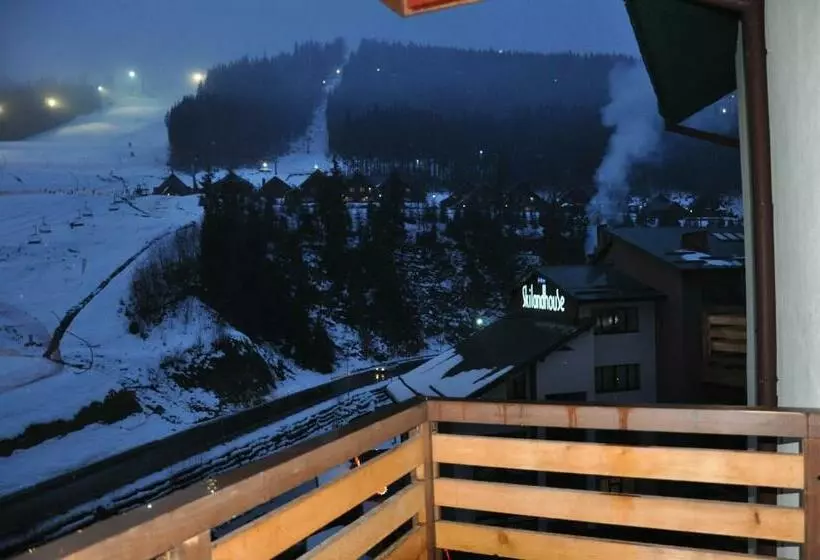 Hotel Grofa