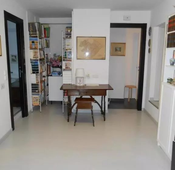 L Androne B&b