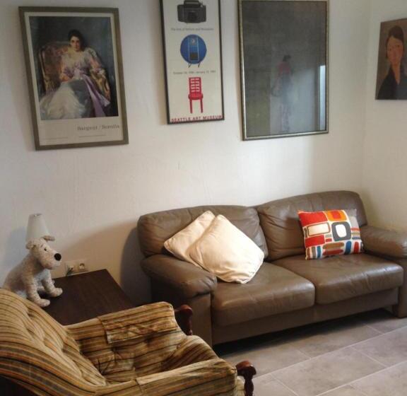 No 31 Bed & Breakfast