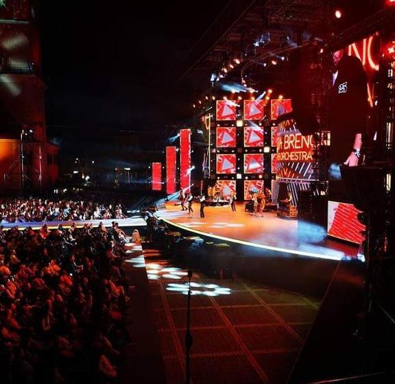 ペンション 4 Rooms Piata Sfatului