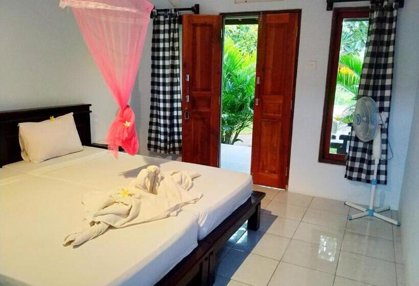بنسيون Angga Guest House